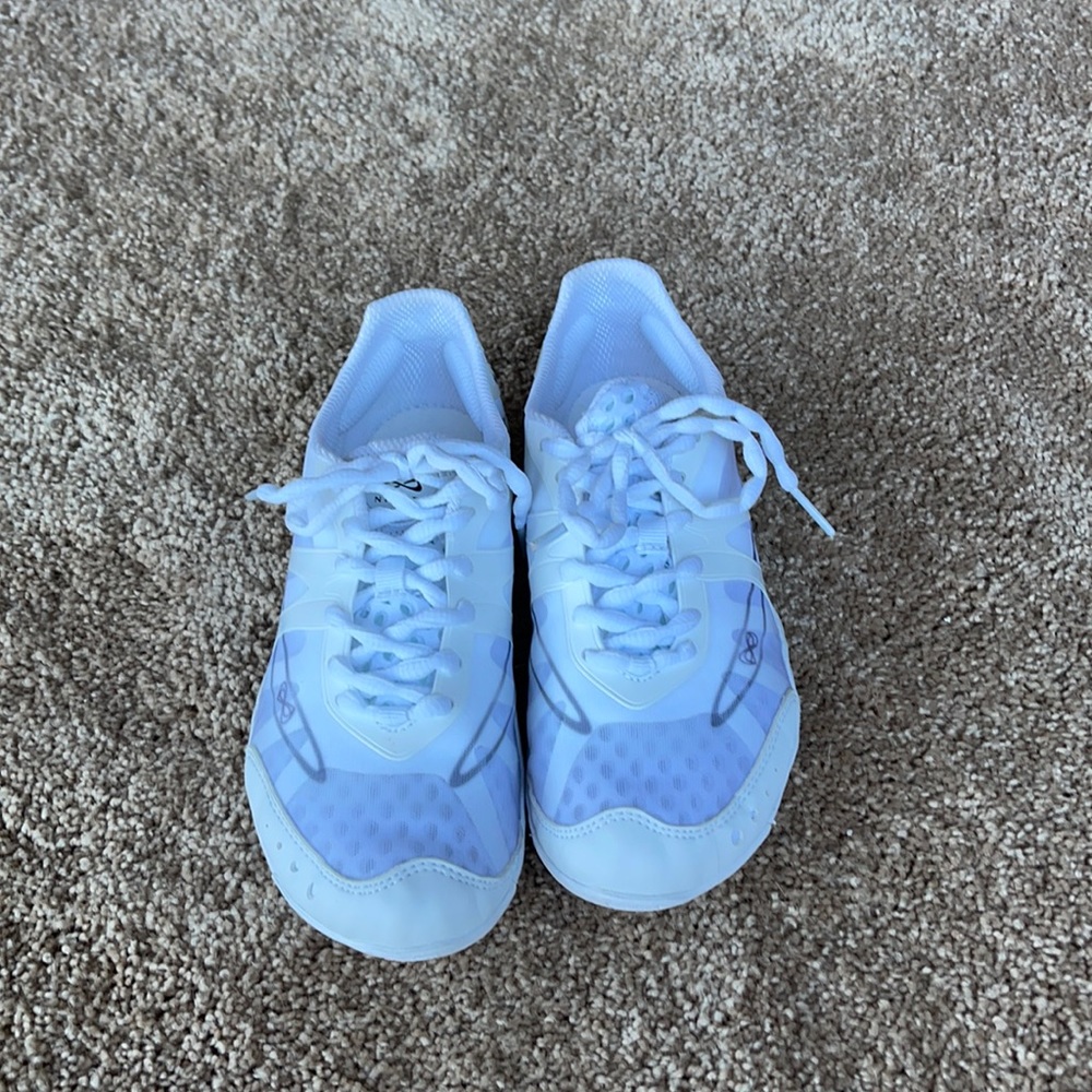 NEW Nfinity Vengeance Cheer Shoes